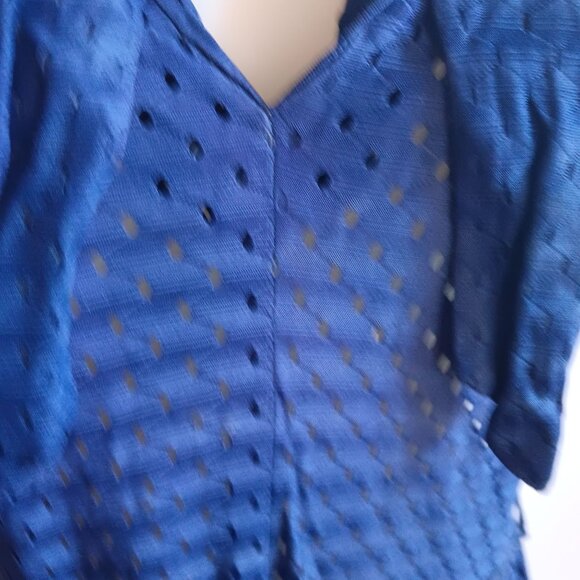 1OF1 Women's 8 Vintage Dress 1960's Eyelet Midi Tie Neck Slinky Stretch Nylon - Picture 7 of 9